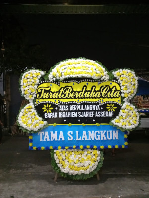 Papan Bunga Duka di Bah Kapul